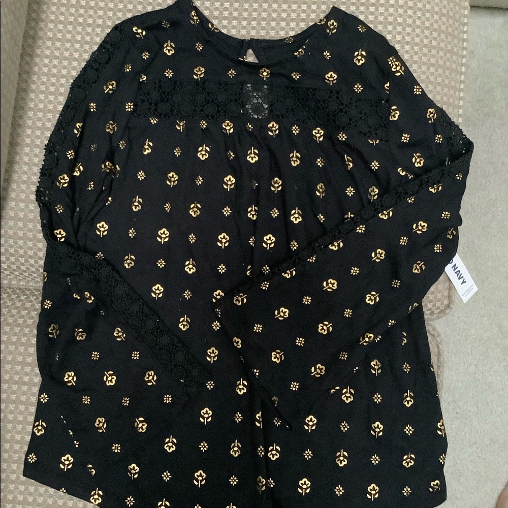 Gold printed Black L/S cotton tee with lace bell sleeves